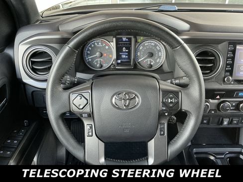 Certified 2023 Toyota Tacoma TRD Off-Road image 5