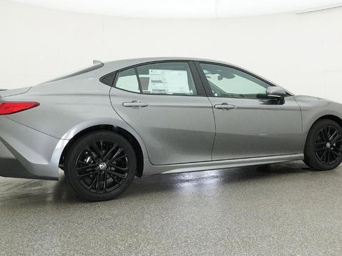 New 2026 Toyota Camry SE FWD image 29