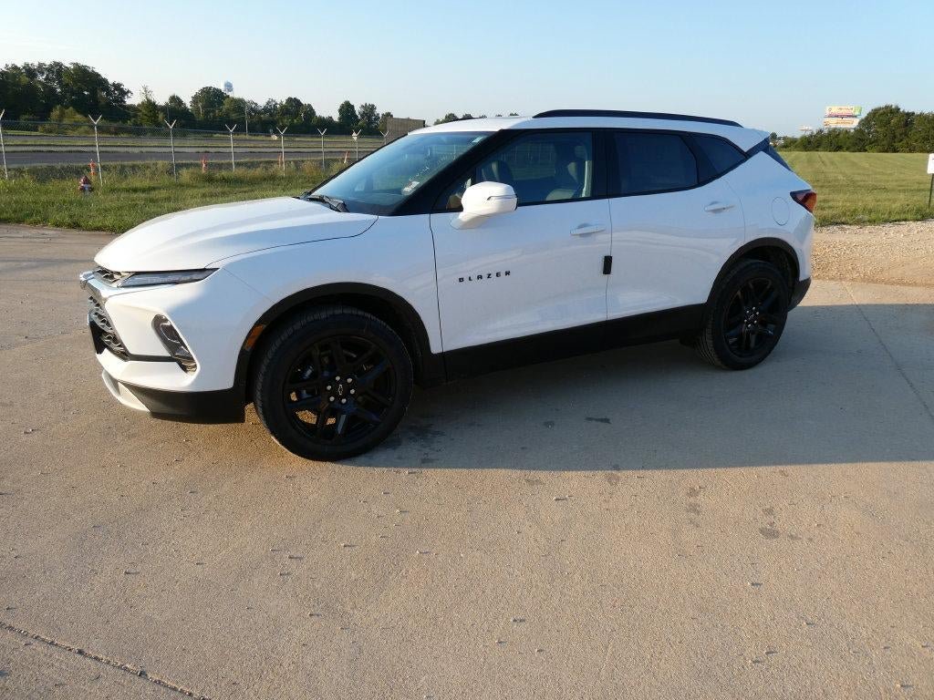 New 2026 Chevrolet Blazer LT FWD image 8
