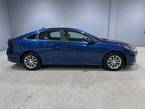 Used 2018 Hyundai Sonata SE image 3