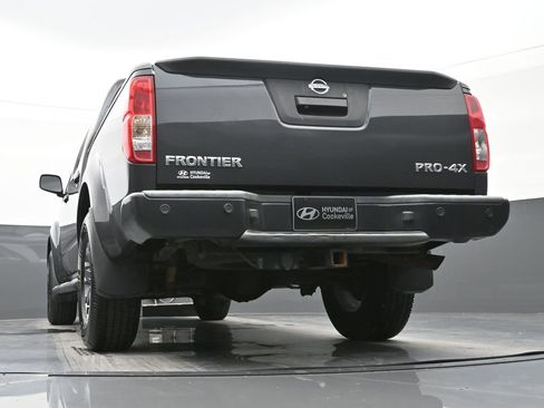Used 2015 Nissan Frontier PRO-4X image 46