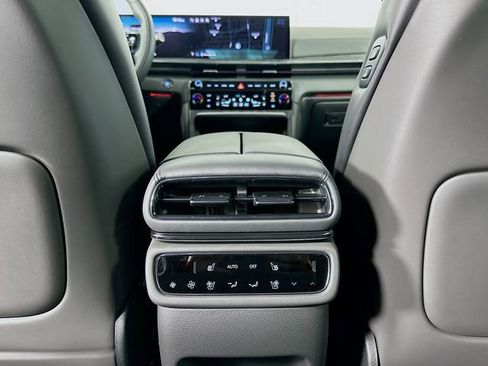 New 2026 Genesis GV80 3.5T e-SC image 18