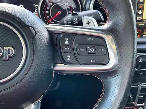 Used 2022 Jeep Wrangler Unlimited Rubicon AWD/4WD image 24
