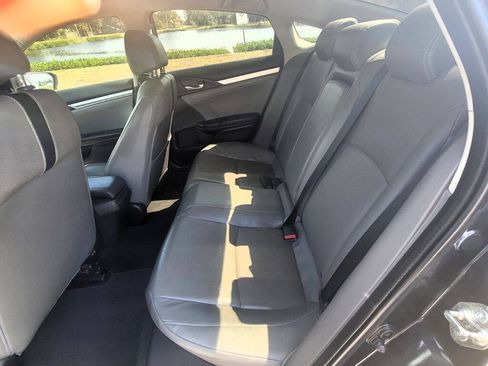 Used 2017 Honda Civic EX image 8