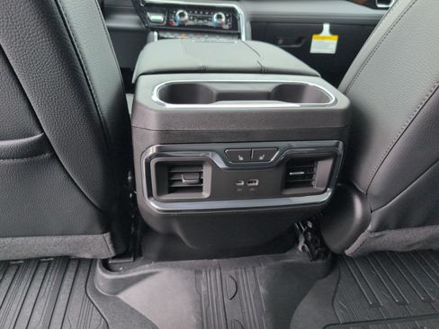 New 2026 GMC Sierra 2500 Denali w/ Denali Reserve Package image 30