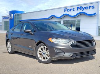 Used 2019 Ford Fusion SE video 1