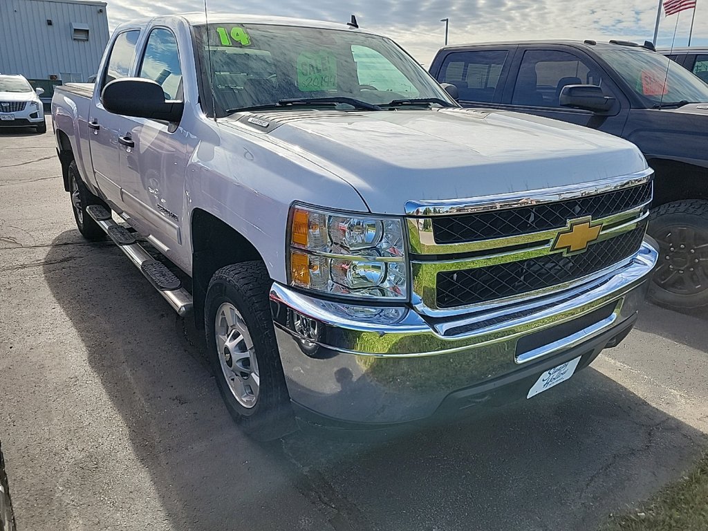 Used 2014 Chevrolet Silverado 2500 LT AWD/4WD image 3