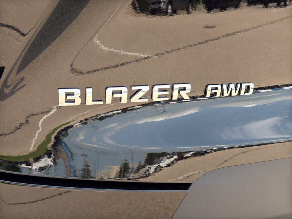 New 2026 Chevrolet Blazer LT w/ Convenience Package AWD/4WD image 9