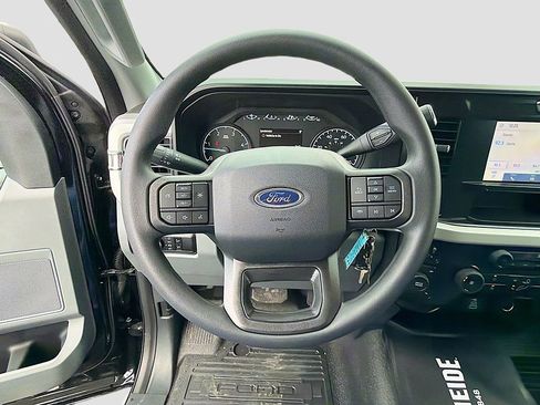 New 2025 Ford F600 4x4 Regular Cab Super Duty w/ XL Chrome Package image 23