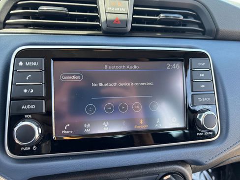 Used 2025 Nissan Versa SV FWD image 20