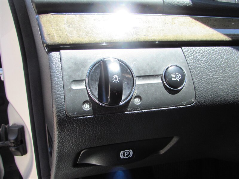 Used 2003 Mercedes-Benz E 500 Sedan image 13
