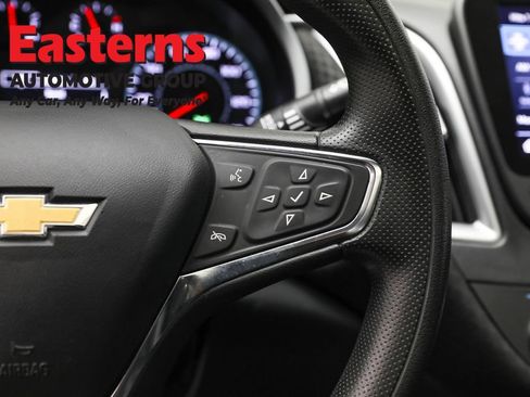 Used 2023 Chevrolet Malibu LT image 16