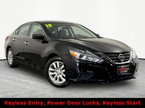 Used 2018 Nissan Altima 2.5 S w/ S Convenience Package FWD image 3
