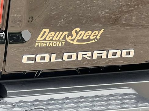 Used 2023 Chevrolet Colorado Trail Boss w/ Safety Package AWD/4WD image 43