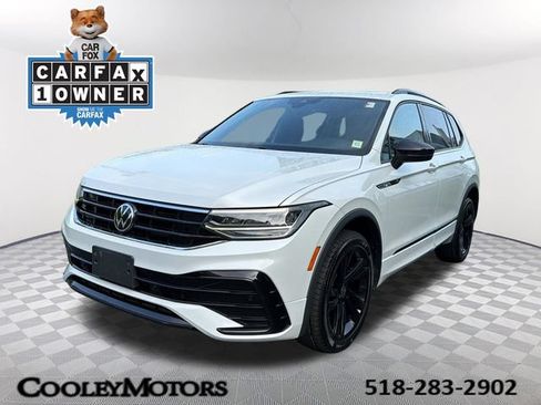 Used 2023 Volkswagen Tiguan SE R-Line AWD/4WD image 1