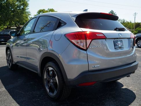 Used 2018 Honda HR-V EX image 3
