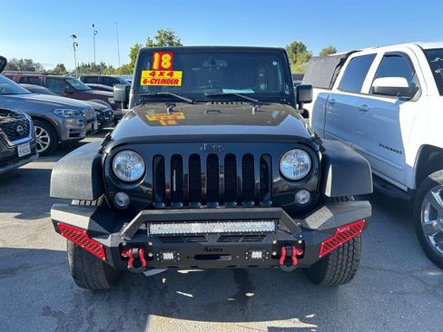 Used 2018 Jeep Wrangler Unlimited Sport S AWD/4WD image 5