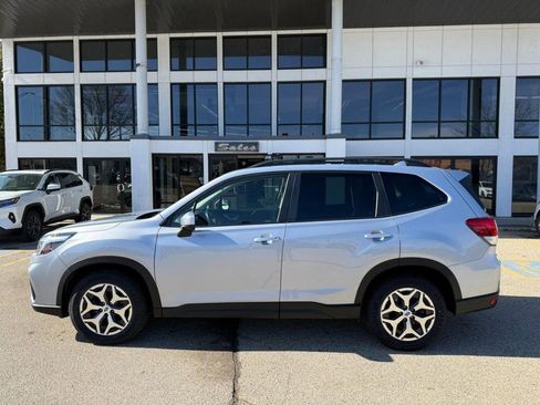 Used 2021 Subaru Forester Premium w/ Popular Package #1 image 8