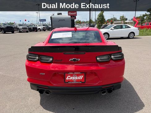 Used 2021 Chevrolet Camaro SS RWD image 4