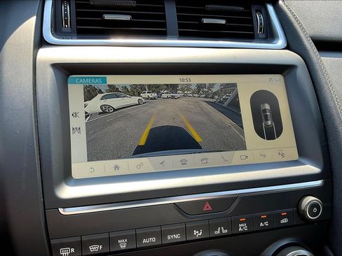 Used 2019 Jaguar E-PACE SE AWD/4WD image 11