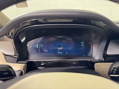 New 2026 Lincoln Corsair Premiere image 28