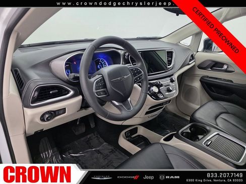 Certified 2024 Chrysler Pacifica Select image 20