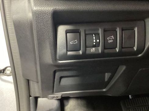 Used 2023 Subaru Outback Onyx Edition image 18