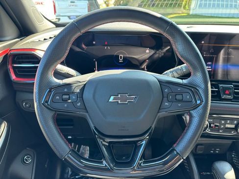 Used 2024 Chevrolet TrailBlazer RS w/ Convenience Package image 15