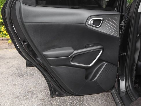 Used 2024 Kia Soul LX w/ Option Group 015 image 34