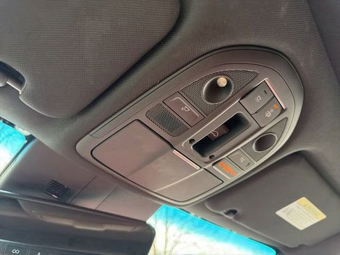 Used 2023 Genesis G70 2.0T w/ Sport Prestige Package image 29