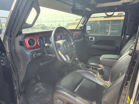 Used 2022 Jeep Gladiator Rubicon AWD/4WD image 3