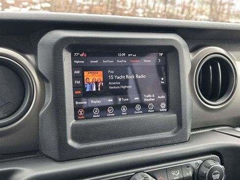 Used 2020 Jeep Wrangler Unlimited Sport S AWD/4WD image 37
