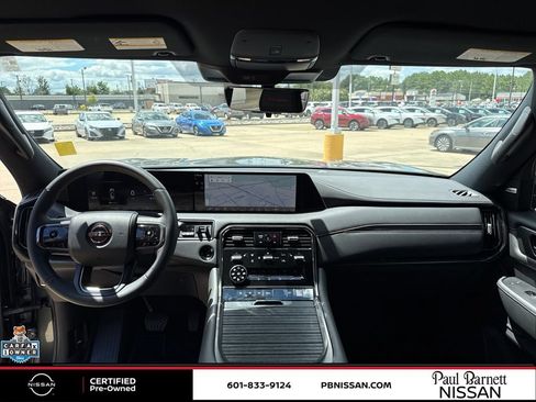Certified 2025 Nissan Armada PRO-4X AWD/4WD image 32
