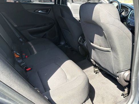 Used 2018 Chevrolet Malibu LT w/ Driver Confidence Package image 29