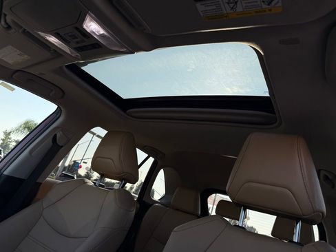 Used 2024 Toyota RAV4 XLE Premium image 17