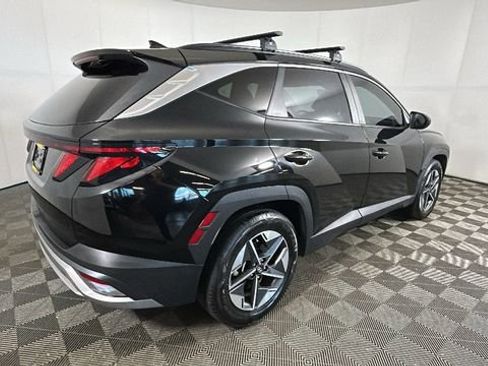 Used 2025 Hyundai Tucson SEL FWD image 3