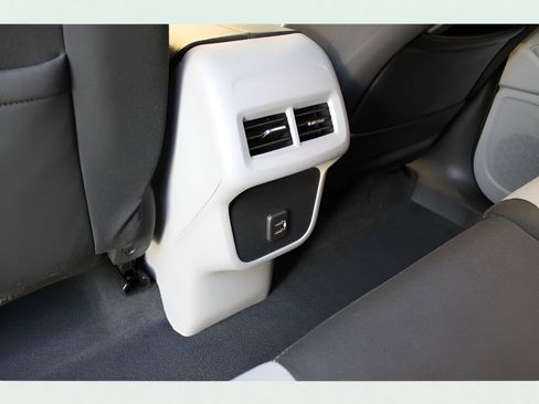 Used 2020 GMC Terrain SLE w/ Driver Convenience Package image 34