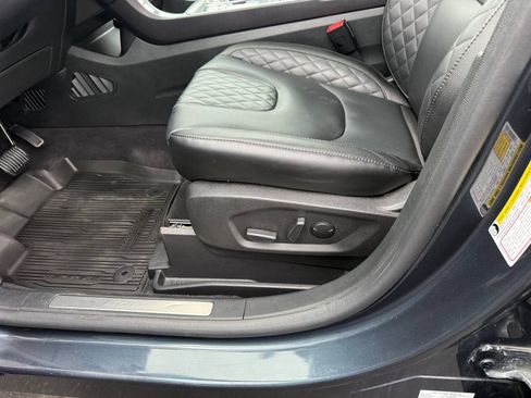Used 2024 Ford Edge Titanium w/ Equipment Group 301A AWD/4WD image 27