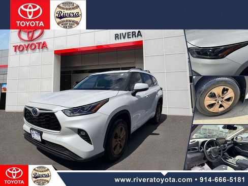 Used 2023 Toyota Highlander Bronze Edition image 1