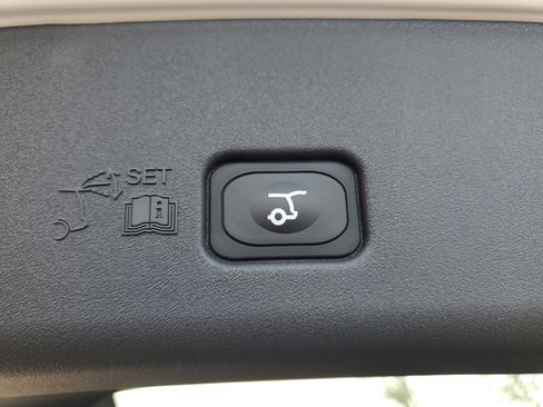 New 2026 Lincoln Nautilus Reserve image 34