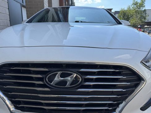 Used 2018 Hyundai Sonata SE w/ Cargo Package FWD image 9