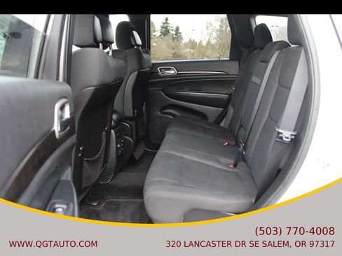 Used 2013 Jeep Grand Cherokee Laredo AWD/4WD image 14