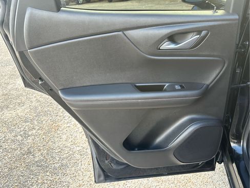 Certified 2024 Chevrolet Blazer RS w/ Driver Confidence II Package image 40