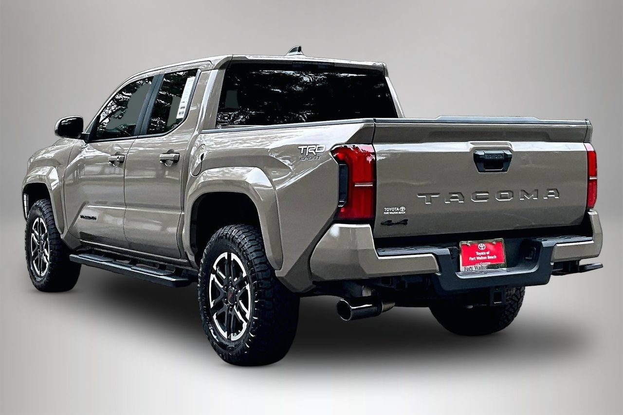 Used 2026 Toyota Tacoma TRD Sport AWD/4WD image 4