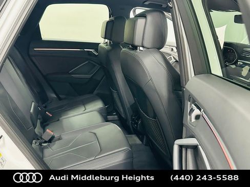 Certified 2024 Audi Q3 2.0T Premium Plus image 29