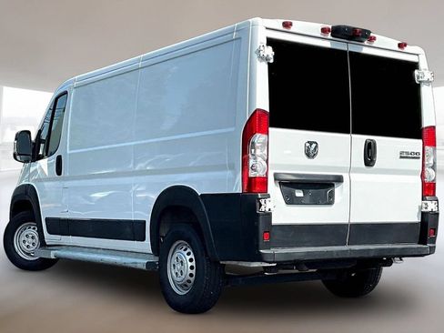 Used 2025 RAM ProMaster 2500 w/ U-Haul Equipment Group FWD image 4