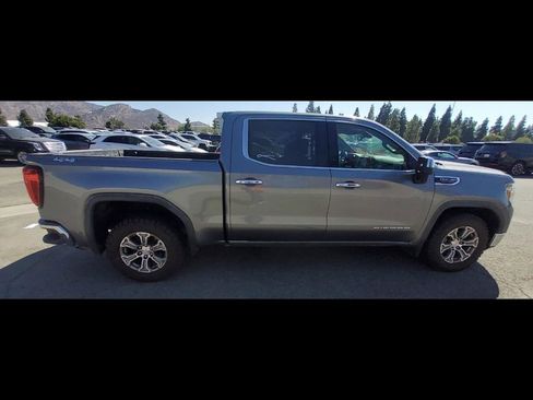 Used 2019 GMC Sierra 1500 SLT w/ SLT Convenience Package image 2