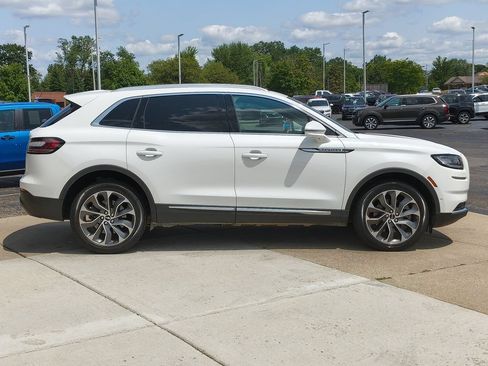 Used 2023 Lincoln Nautilus Reserve w/ Equipment Group 201A AWD/4WD image 17