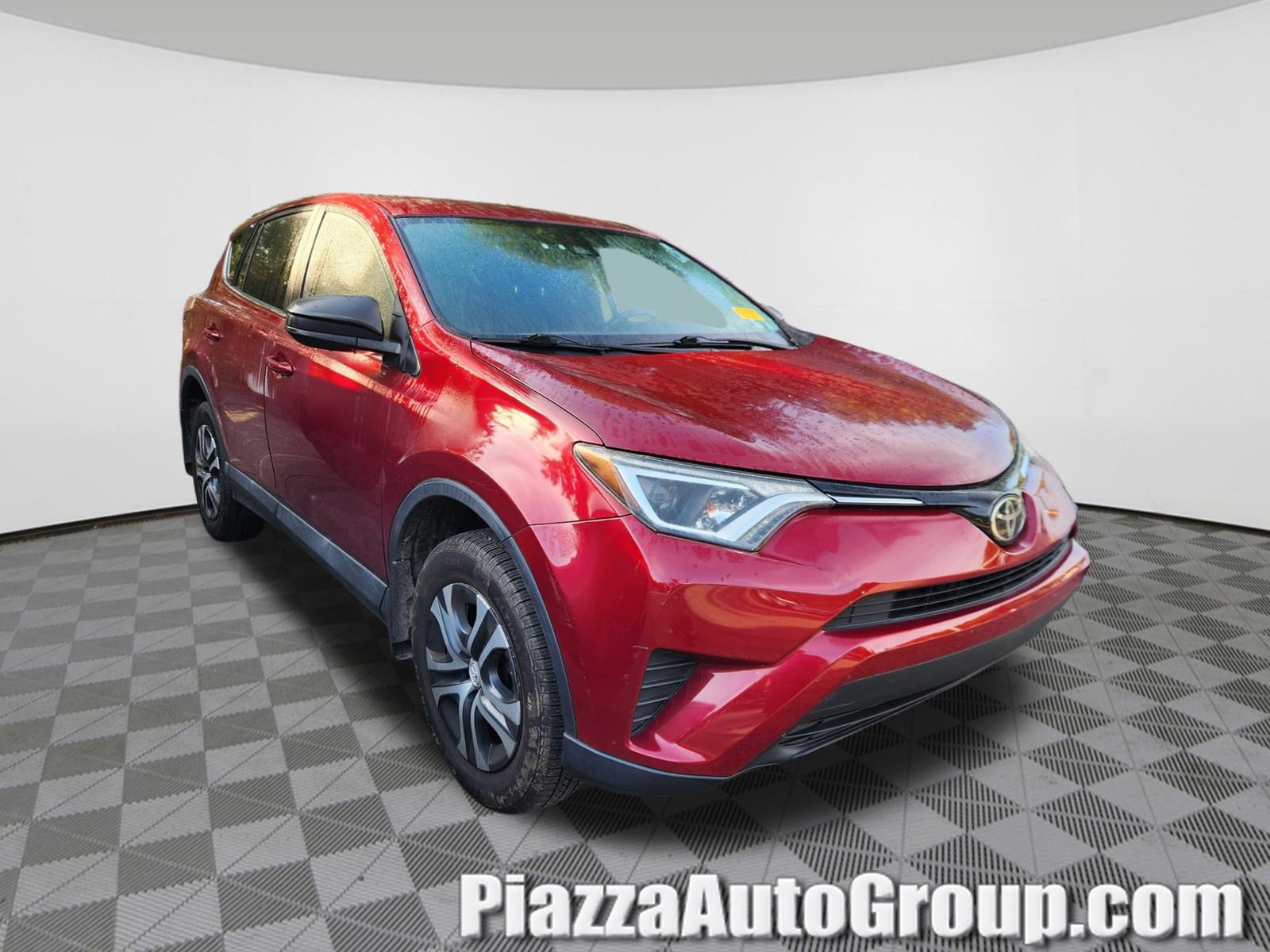 Used 2018 Toyota RAV4 LE w/ All Weather Liner Package AWD/4WD image 1