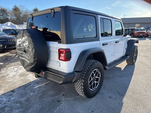 Certified 2024 Jeep Wrangler Unlimited Rubicon w/ Technology Group image 5